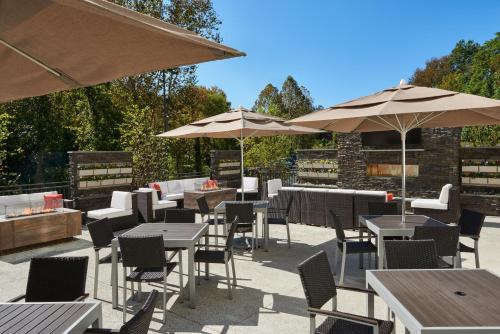 Holiday Inn & Suites Philadelphia W - Drexel Hill an IHG Hotel - image 8
