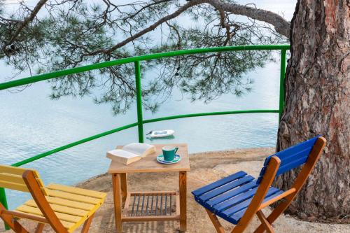  Vlicha Villa Sleeps 8 with Pool Air Con and WiFi in vlicha