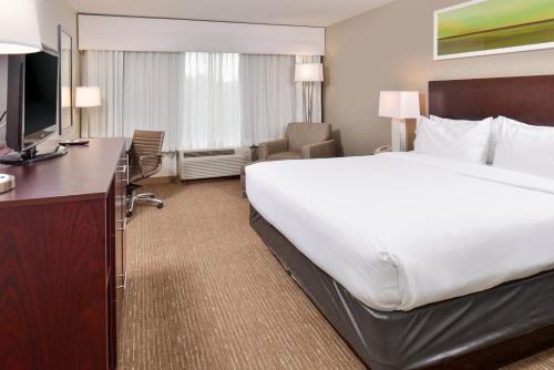 Holiday Inn Express Hotel & Suites Lafayette