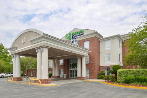 Holiday Inn Express Hotel & Suites Lafayette by IHG in Lafayette, USA