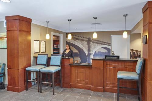 Staybridge Suites Glenview