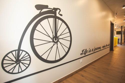 DREAM Hostel Khmelnytskyi - image 7