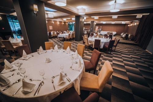 Ресторан, Hotel Park Doboj in Добой