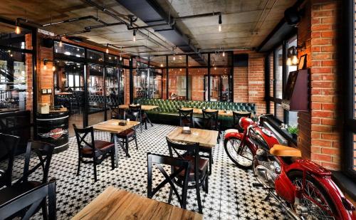 Restaurant, Hotel Mamut in Poprad City Center