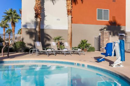 Holiday Inn Express Las Vegas Stadium Area, an IHG Hotel