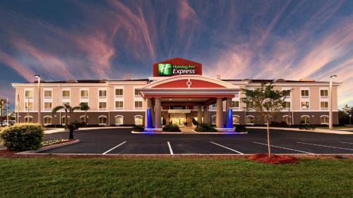 Holiday Inn Express Lake Wales North-Winter Haven