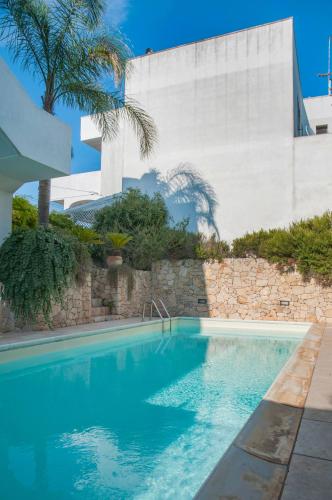 Apartment 3 With Pool And Sea View - image 14