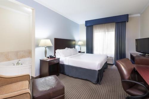 Holiday Inn Express Hotel & Suites New Iberia - Avery Island