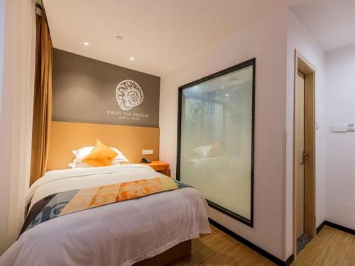 Shell Shanghai Yangpu District  Pingliang Road Binjiang Hotel photo
