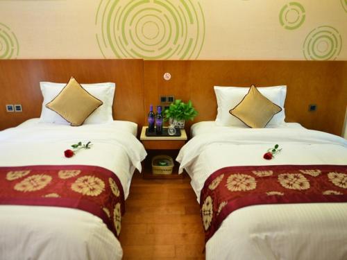 GreenTree Inn Ziyang Lezhi Government Tianchi Town Express Hotel photo