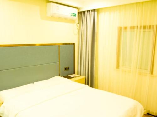 GreenTree Alliance Yangzhou Baoying Town Huaijiang Street East Taishan Road Hotel