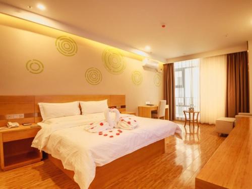 . GreenTree Inn Guangyuan Wanda Plaza Hotel
