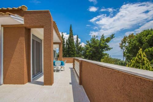 Faros Seaside Villa - 250 sqm in Politika of Evia - image 6