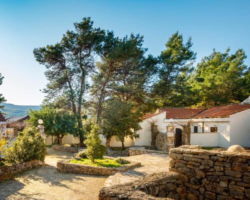  Trim Sunny Apartments by Valamar in Stari Grad