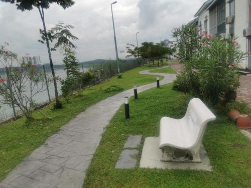 PutraPedana167@aesthetic lake view/best photograph - image 6