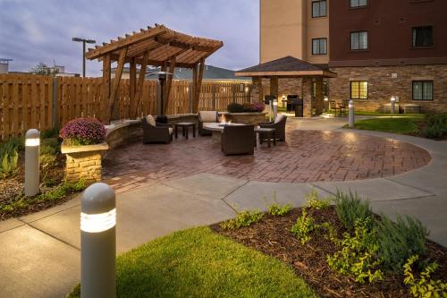 Staybridge Suites Omaha West, an IHG Hotel