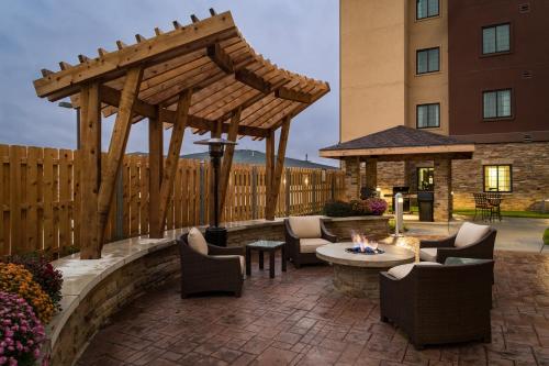 Staybridge Suites Omaha West, an IHG Hotel