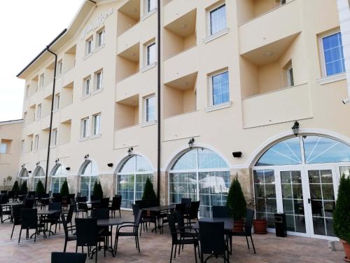Villa Della Rosa, Razgrad