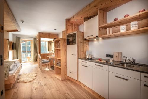 Konyha, Herzwies in Anger