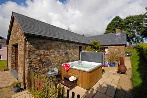 Gardeners Cottage, , West Wales