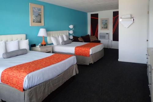 Boardwalk Hammock Inn Wildwood Beach Hotel Oceanfront - image 3