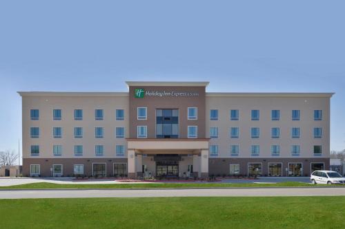 Holiday Inn Express & Suites Forrest City, an IHG Hotel