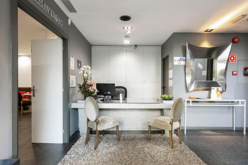 Lobby, Globales Acis y Galatea in Hortaleza