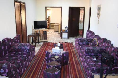 Petra Antique House