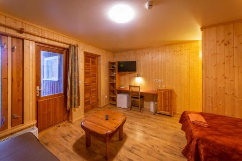 Padu Hotell - image 5