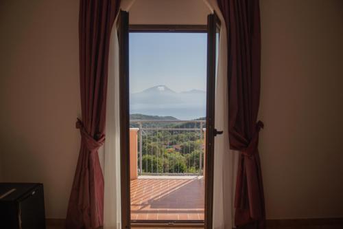 迷人卡鲁娜酒店