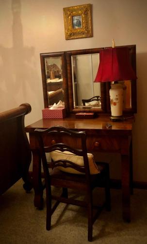 WINNIE'S BED & BREAKFAST - image 7