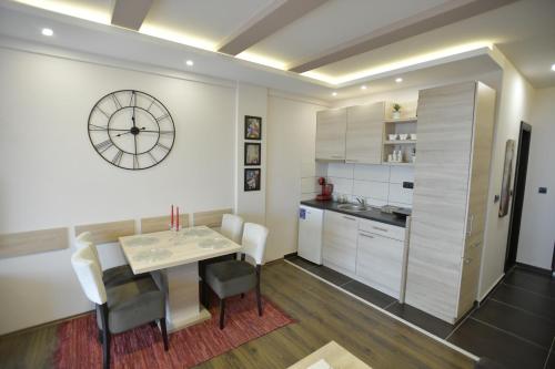 ห้องครัว, Apartman Sunset Milmari Kopaonik M10 in โคเปานิก