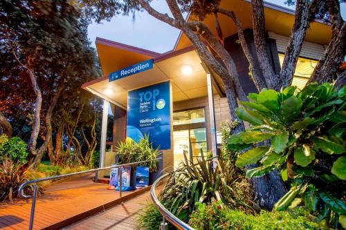 Wellington TOP 10 Holiday Park - Accommodation - Lower Hutt