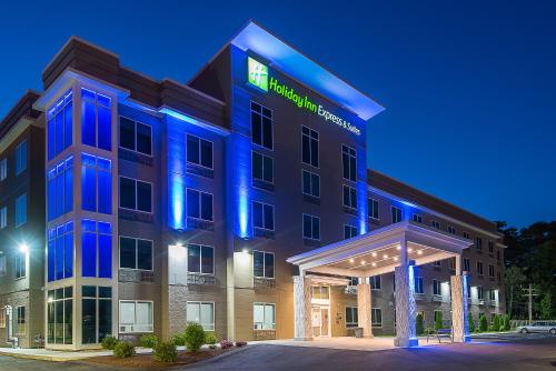Holiday Inn Express & Suites Norwood, an IHG Hotel
