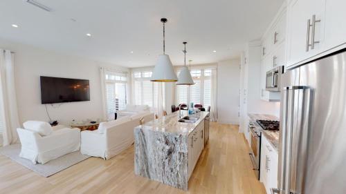 Vista del Mare - 45 Seapointe Lane by Dune Vacation Rentals - image 2