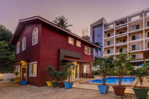 JAQK Holidays - 9BHK Villa for Big Groups, Private Pool-WiFi-Cartaker-Parking, North Goa