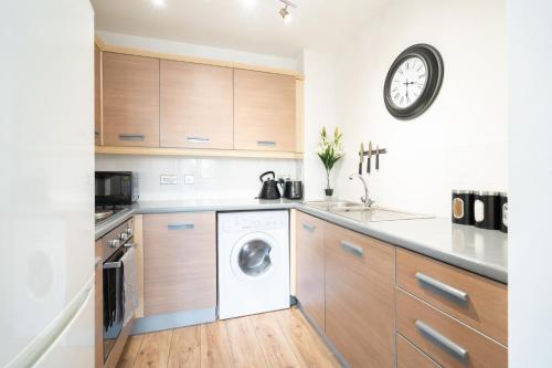 Modern Apartment- Birmingham- Broad Street & Brindley Place- 10 min walk from Bullring, 02 Arena, New Street Station & Grand Central, Birmingham (Foto 5)