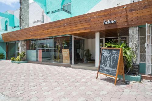 入口, 坎昆市中心塞琳娜酒店 (Selina Cancun Downtown) in 坎昆