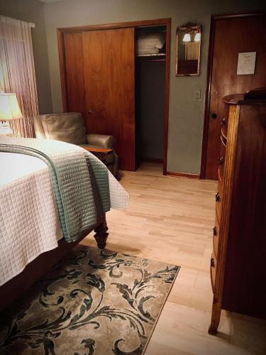 WINNIE'S BED & BREAKFAST - image 10