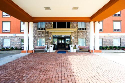 Holiday Inn Express Hotel & Suites Nacogdoches, an IHG Hotel