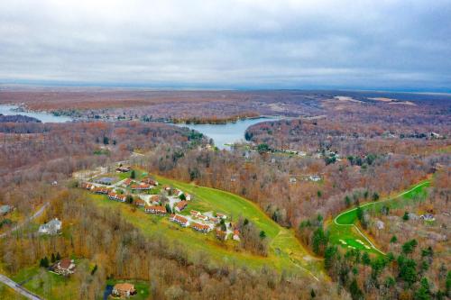 Crown Resorts at Silverwoods Dubois