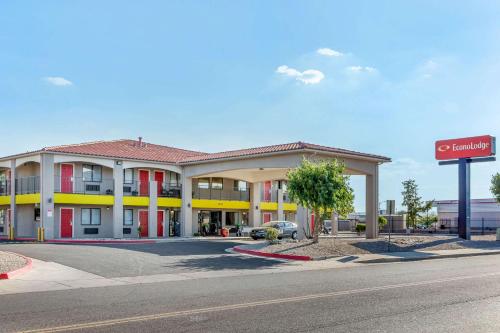 Econo Lodge West - Coors Blvd - Accommodation - Albuquerque