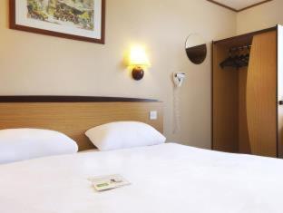 Campanile Hotel Cardiff - image 12