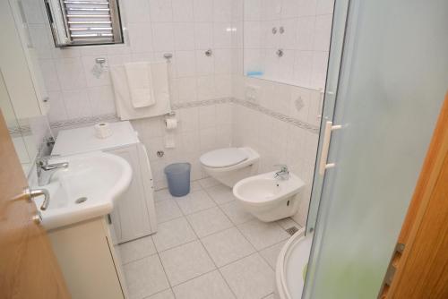 Three-Bedroom Apartment Standard image 5