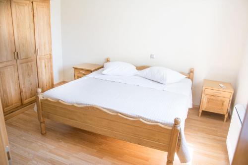 Three-Bedroom Apartment image 7