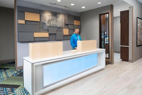 Holiday Inn Express And Suites Odessa I-20 By IHG - 숙소 외관