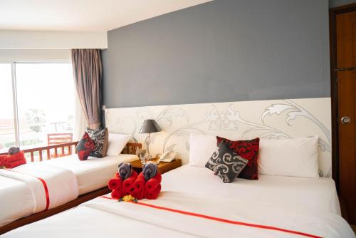 room detail thumbnail 0