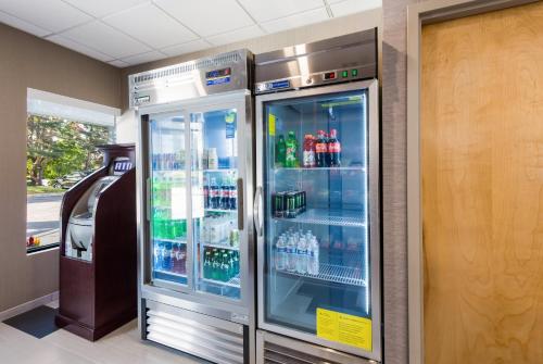 Holiday Inn Express Naperville an IHG Hotel - image 7