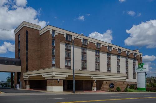 Holiday Inn Hotel & Suites Mansfield-Conference Center an IHG Hotel - image 6