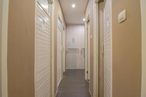 Bathroom, Tokyo Cubo in Bandung